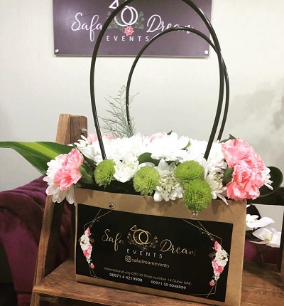 Flowers with Delivery
